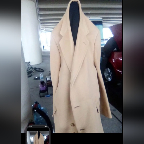 100% Mongolian Cashmere Coat - Picture 3 of 3